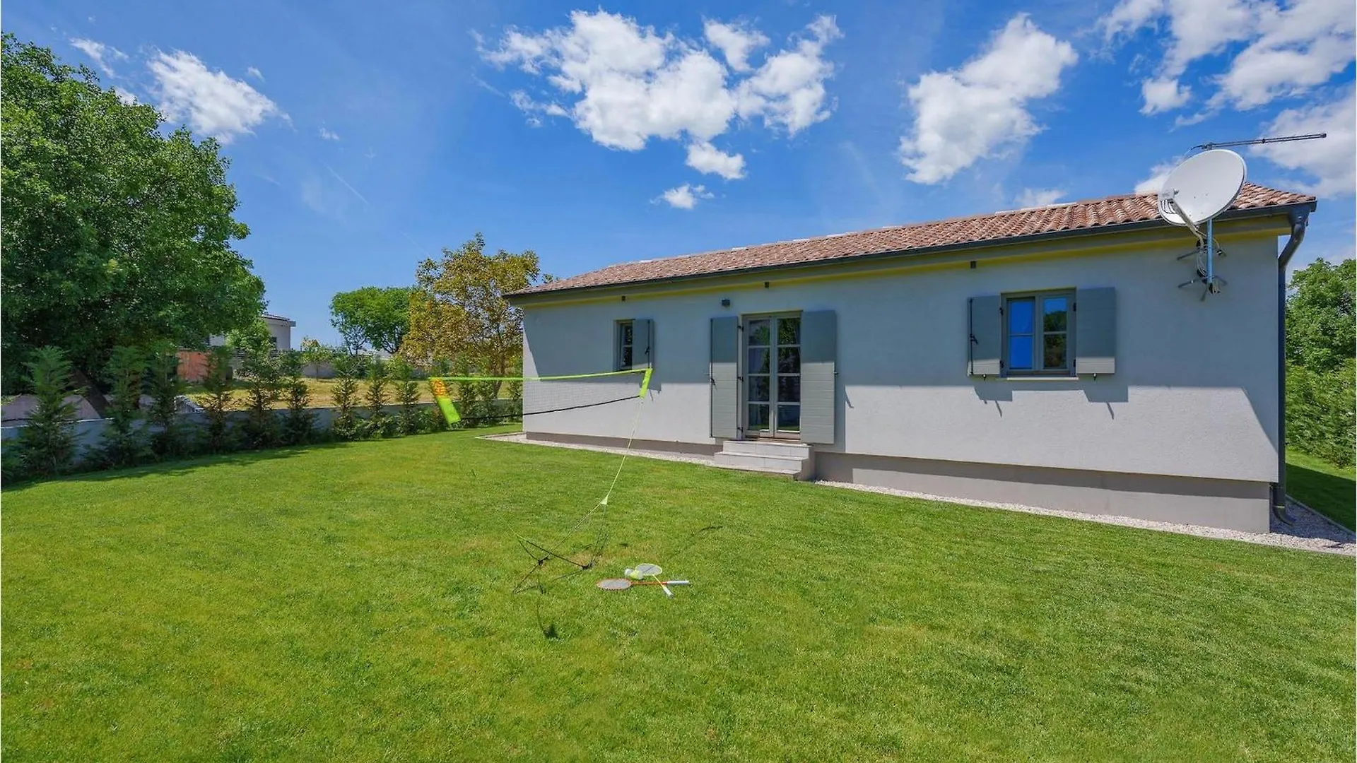Villa Acorn Pula 0*,